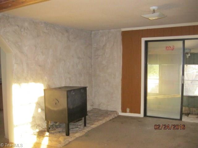 446 High Point Street Randleman, NC 27317 - Photo 5 of 15 Gallery Image 5