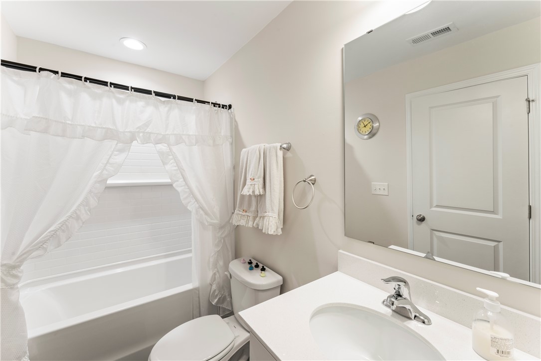 1044 Fairfield Drive Seneca, SC 29678 - Photo 9 of 46