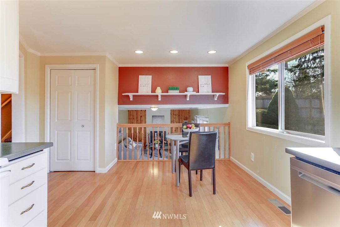 16103 Southeast 179th Street Renton, WA 98058 - Photo 11 of 24 Gallery Image 11