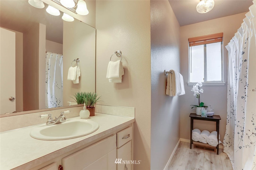 16103 Southeast 179th Street Renton, WA 98058 - Photo 20 of 24 Gallery Image 20