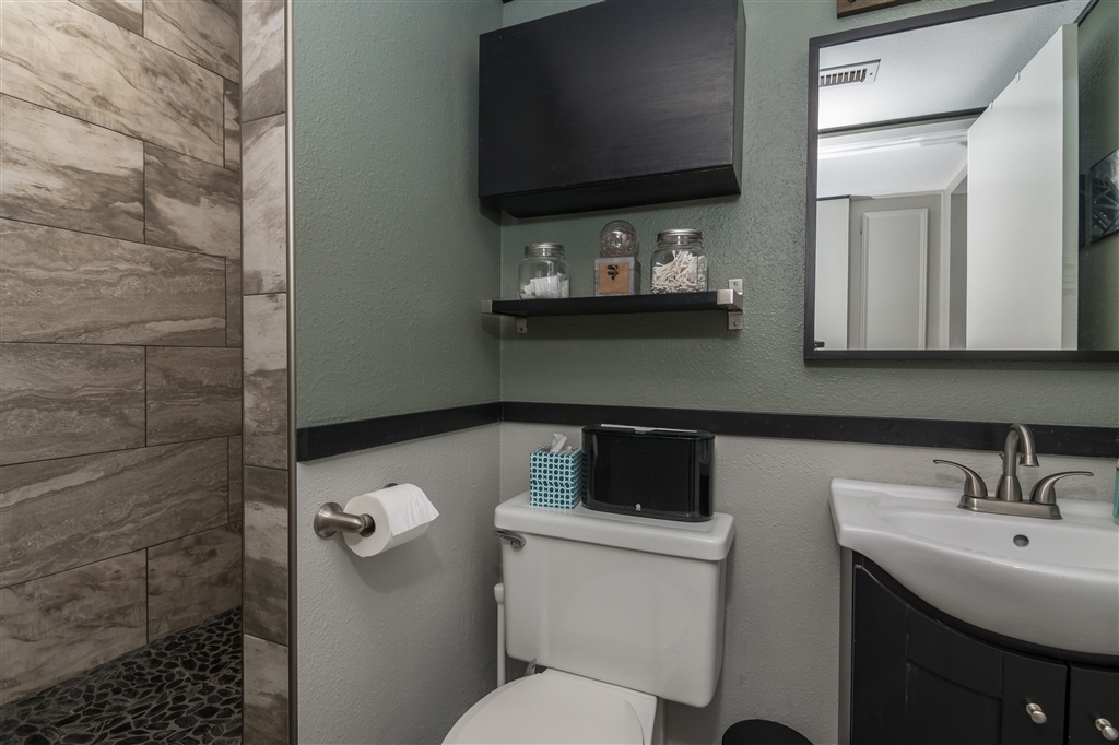 2230 Ledgeview Lane Spring Valley, CA 91977 - Photo 14 of 25 Beautifully remodeled