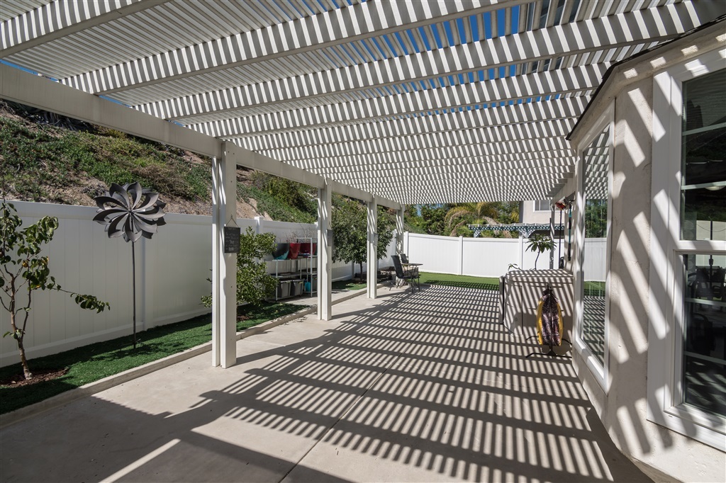 2230 Ledgeview Lane Spring Valley, CA 91977 - Photo 25 of 25 Covered patio is the perfect place for entertaining