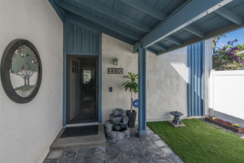 2230 Ledgeview Lane Spring Valley, CA 91977 - Photo 4 of 25 Peaceful front porch