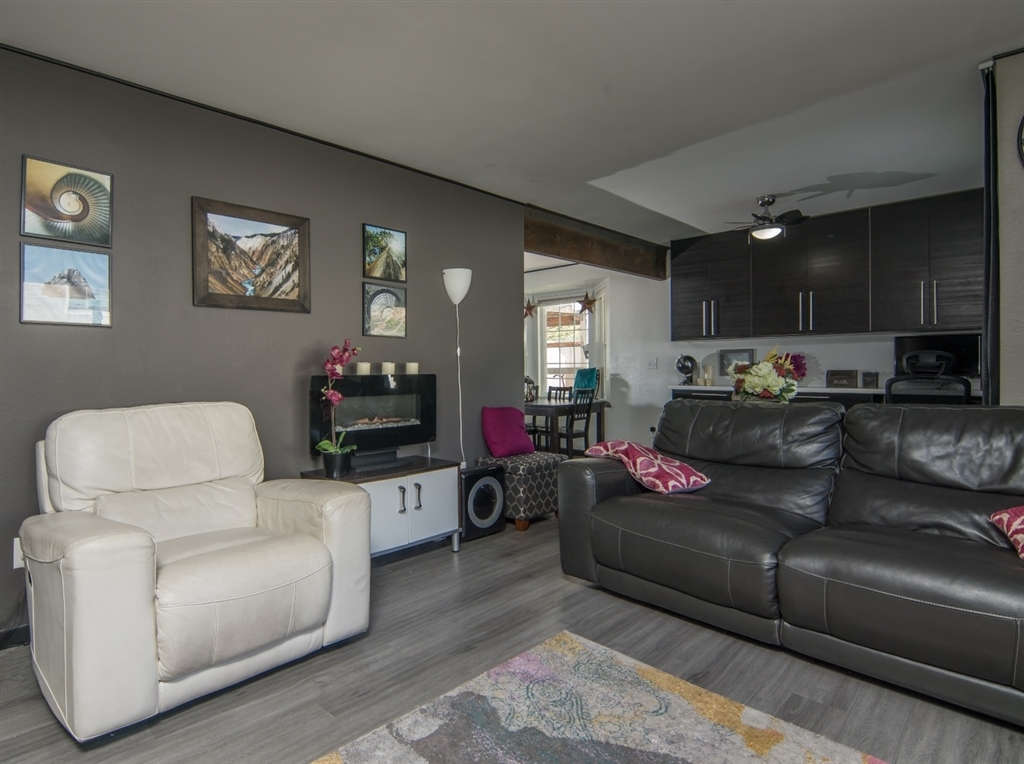 2230 Ledgeview Lane Spring Valley, CA 91977 - Photo 6 of 25 Spacious and bright