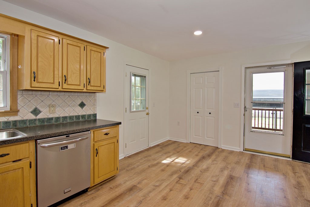 2416 Old Williamston Road Anderson, SC 29621 - Photo 8 of 36