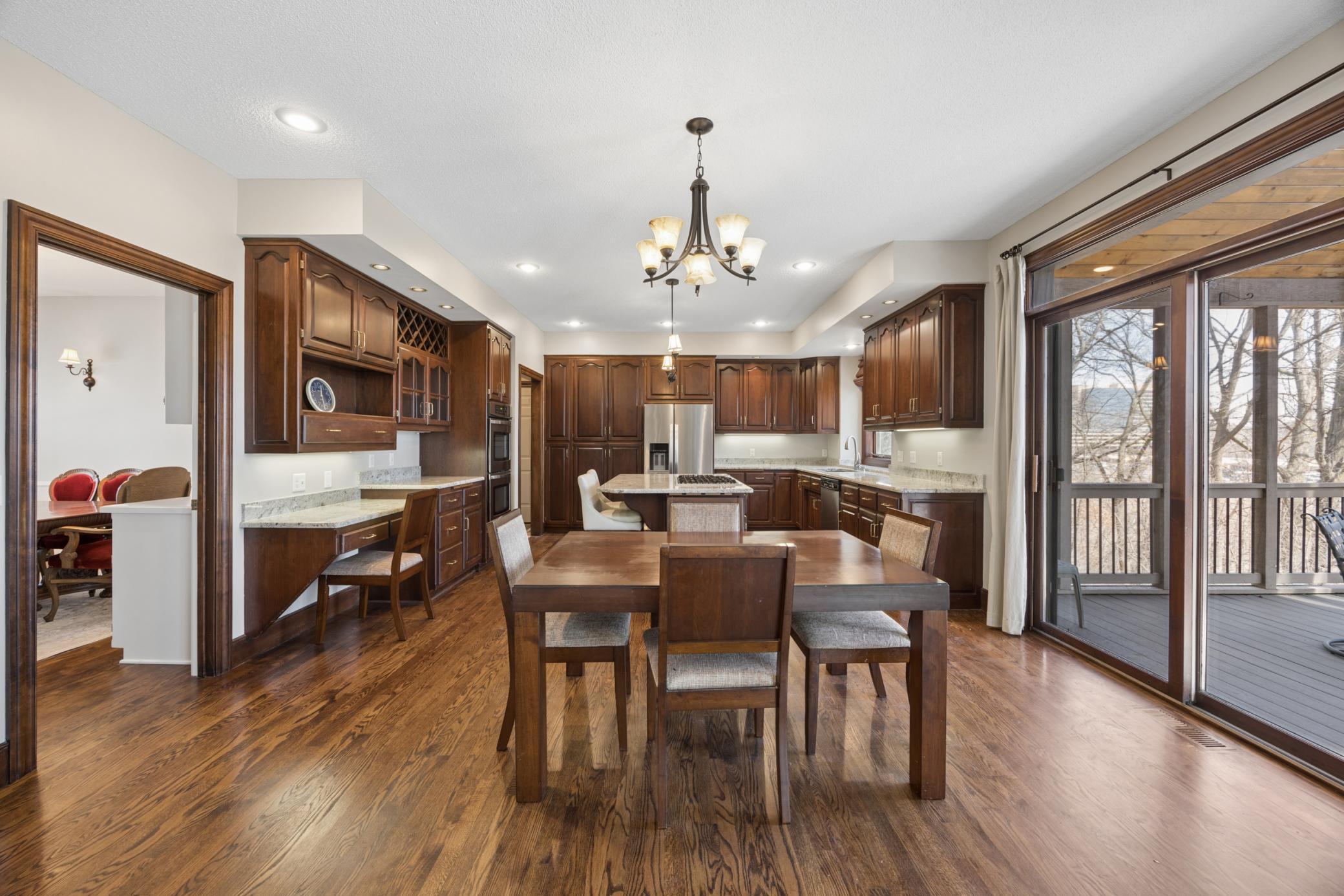 6565 Cherokee Trail West Eden Prairie, MN 55344 - Photo 2 of 33