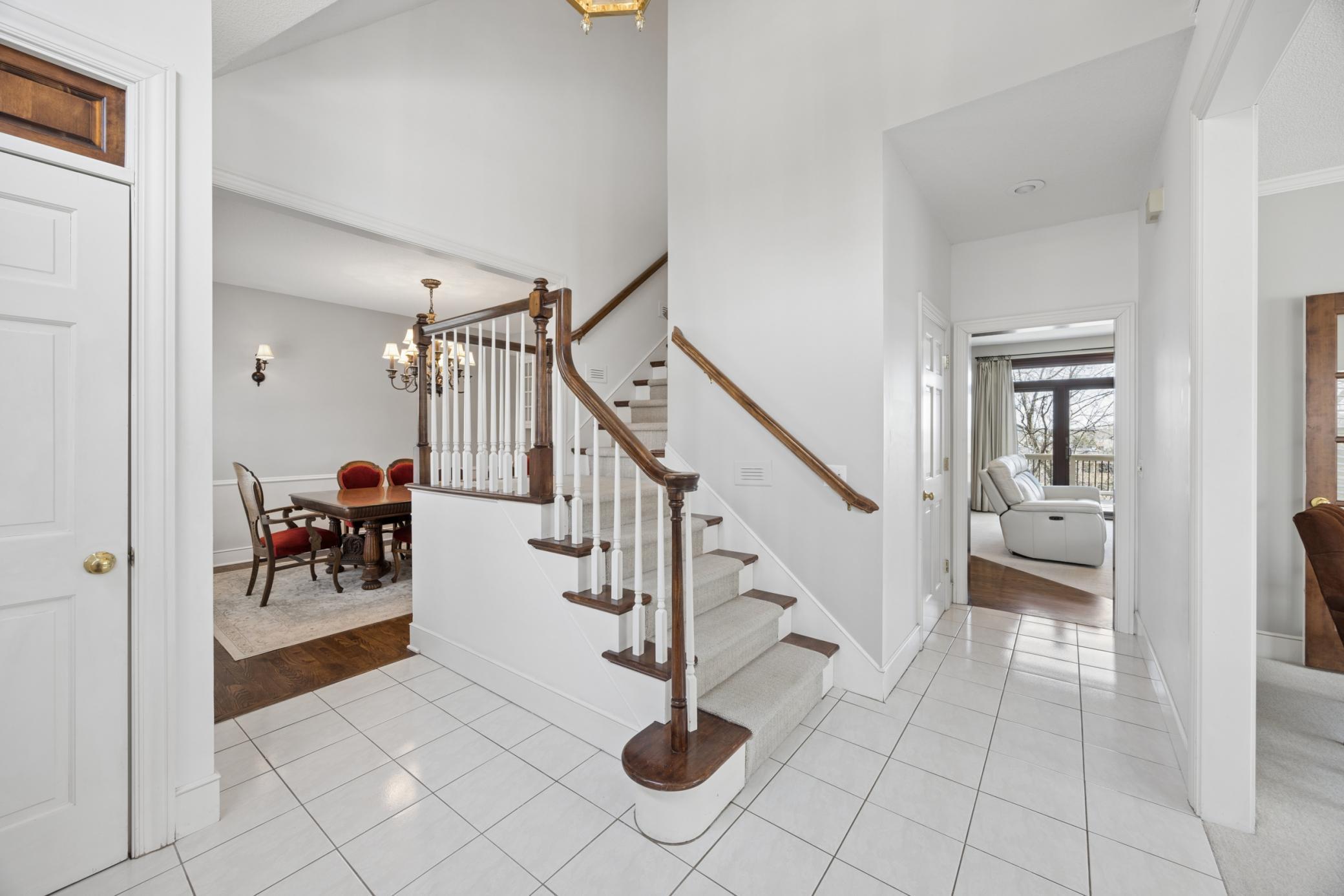 6565 Cherokee Trail West Eden Prairie, MN 55344 - Photo 8 of 33