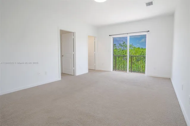 $3,300 | 846 Southeast 19th Street, Homestead, FL 33034