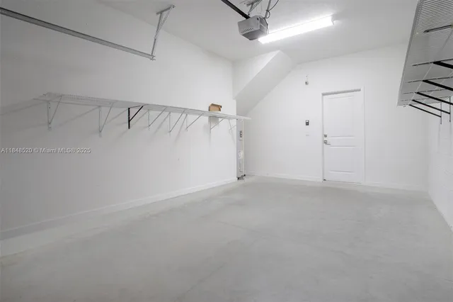 $3,300 | 846 Southeast 19th Street, Homestead, FL 33034