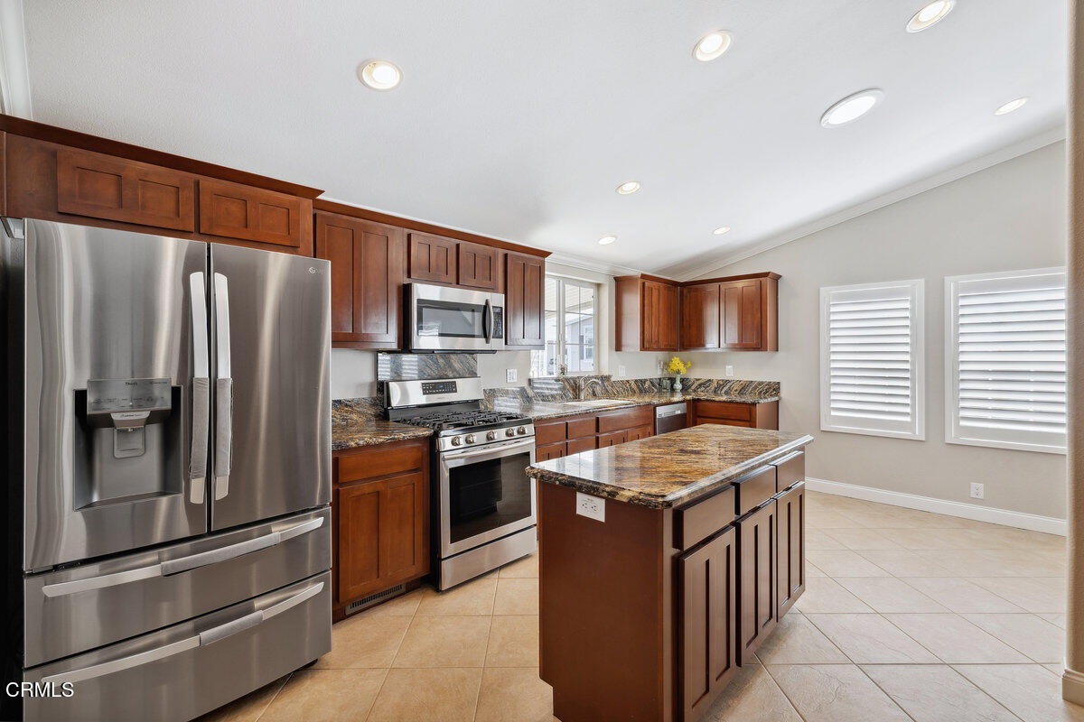 6180 Via Real, Unit 65 Carpinteria, CA 93013 - Photo 8 of 35 018_cjp_1071_201