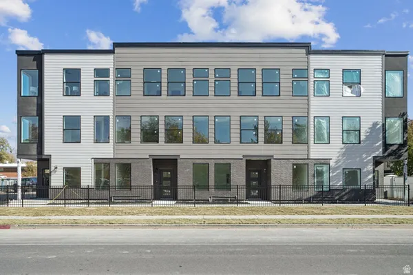 $515,000 | 320 East Jessica View Lane South, Unit 10, Salt Lake City, UT 84115