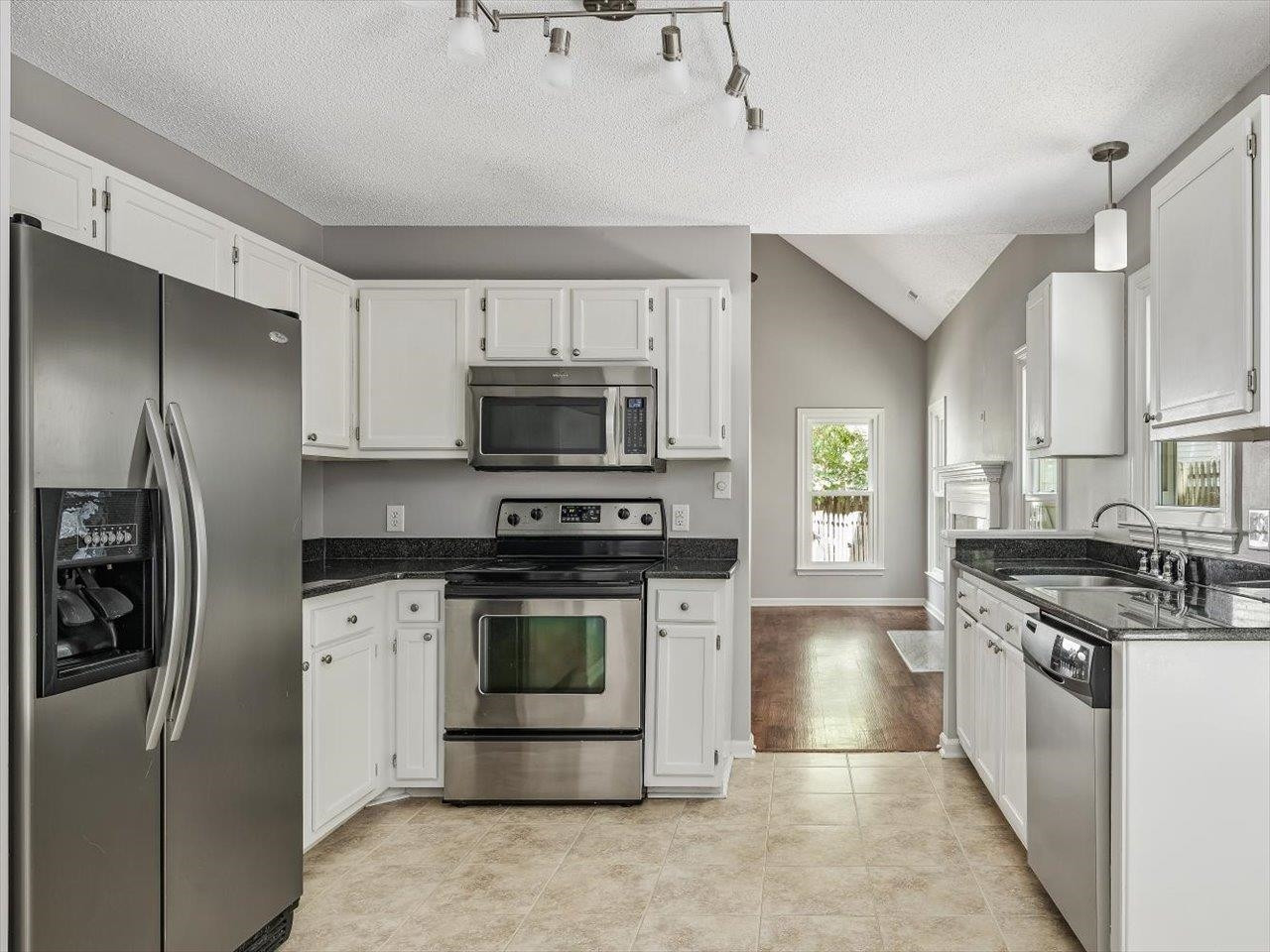5705 Earlham Court Raleigh, NC 27613 - Photo 17 of 62 Photo 17
