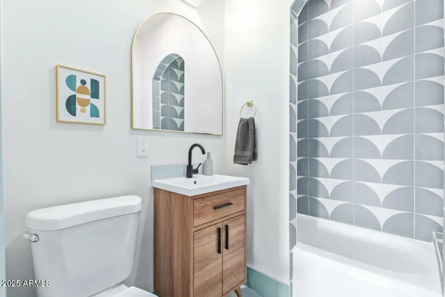 $2,799 | 2029 North 10th Street, Phoenix, AZ 85006