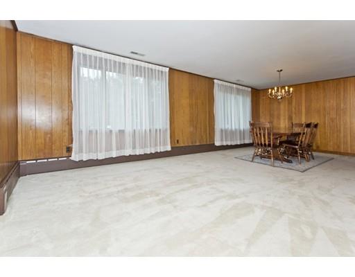 95 Pembrook Road North Andover, MA 01845 - Photo 10 of 30 Gallery Image 10