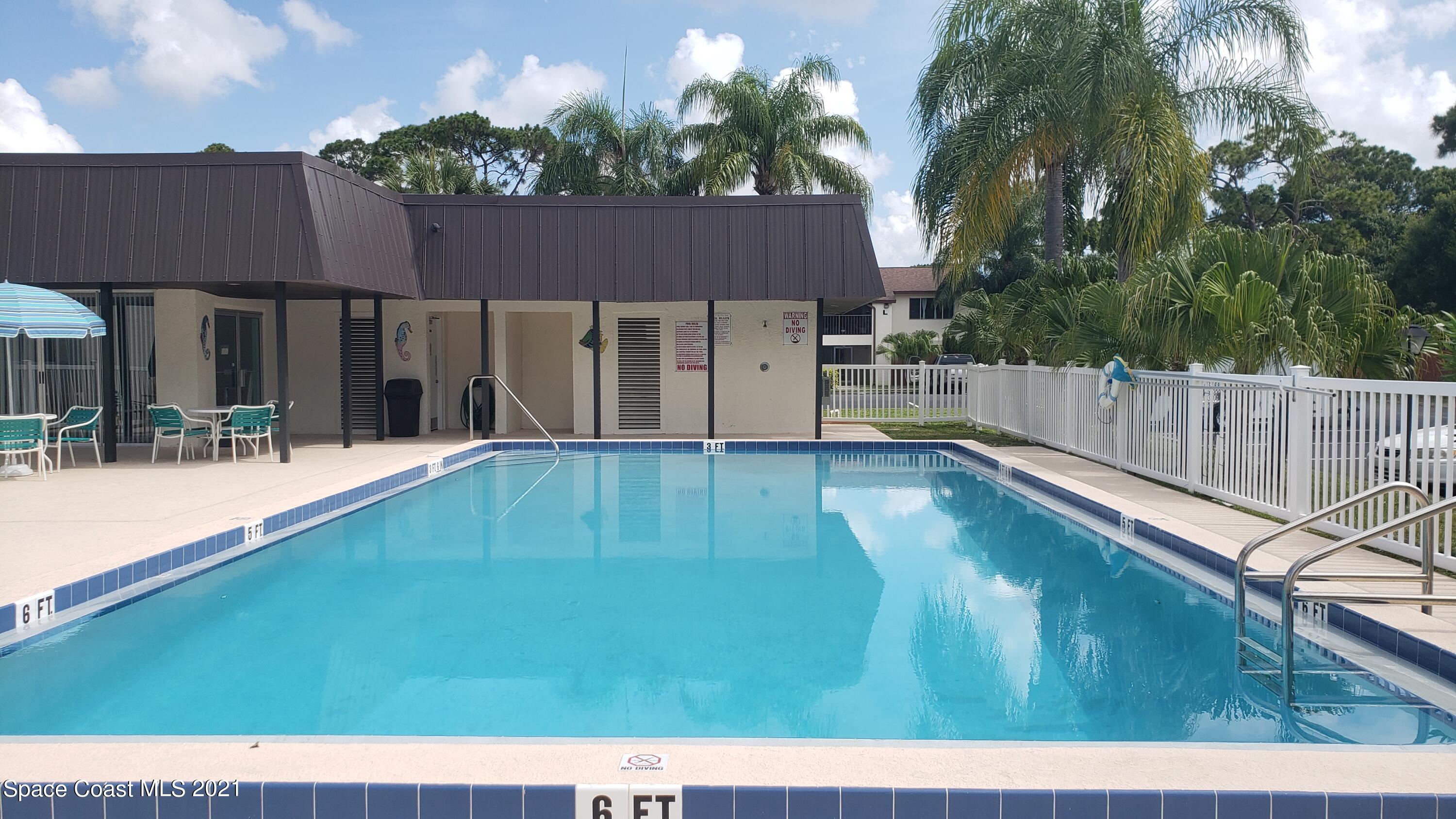 653 Ridge Club Drive, Unit 27 Melbourne, FL 32934 - Photo 26 of 31 Pool
