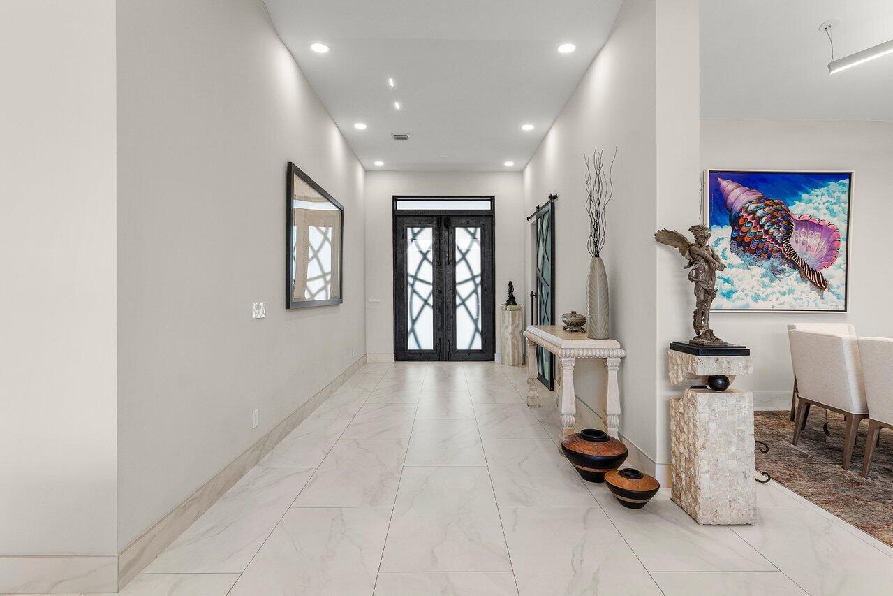 11164 Boca Woods Lane Boca Raton, FL 33428 - Photo 5 of 53 Entry