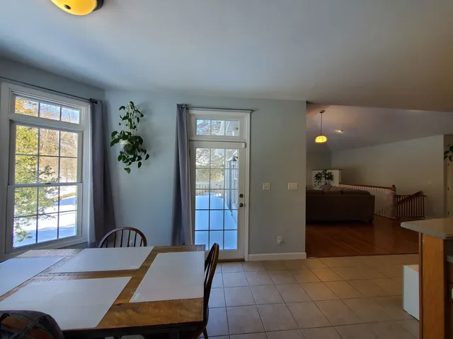 $389,900 | 1142 Cedar Ridge Drive, Carbondale, IL 62901