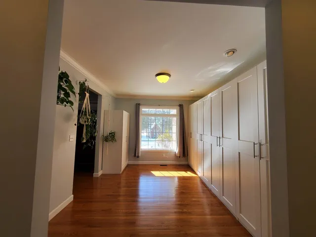 $389,900 | 1142 Cedar Ridge Drive, Carbondale, IL 62901