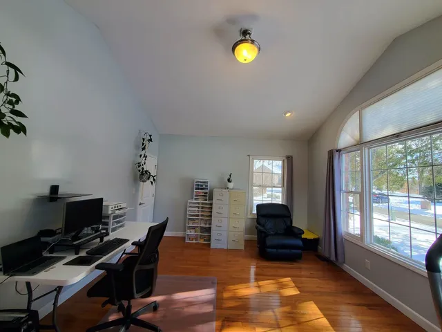 $389,900 | 1142 Cedar Ridge Drive, Carbondale, IL 62901