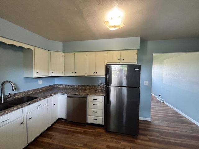 11167 East Fisher Road Rochelle, IL 61068 - Photo 6 of 18