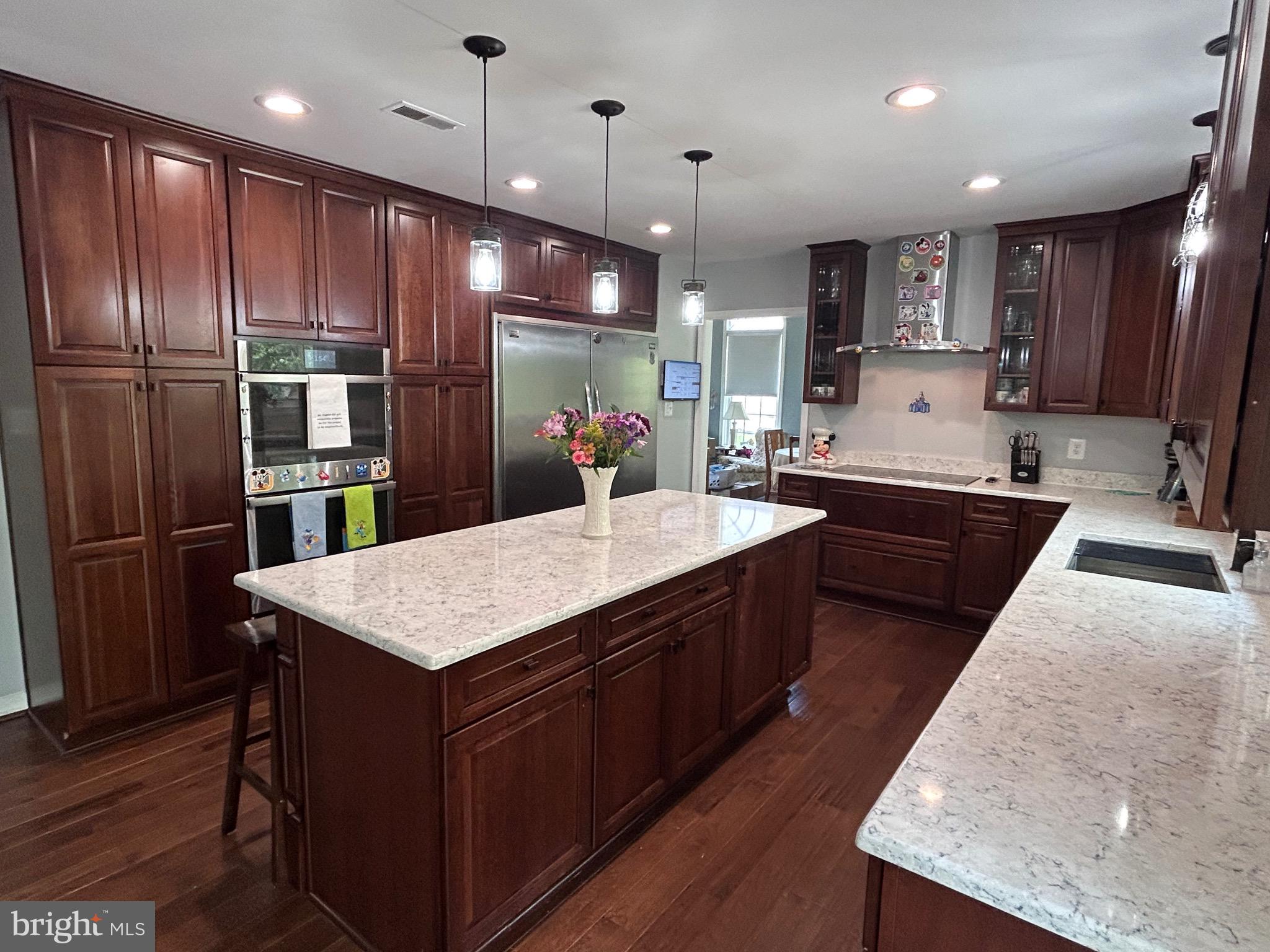 9406 Eagle Trace Fairfax Station, VA 22039 - Photo 11 of 39