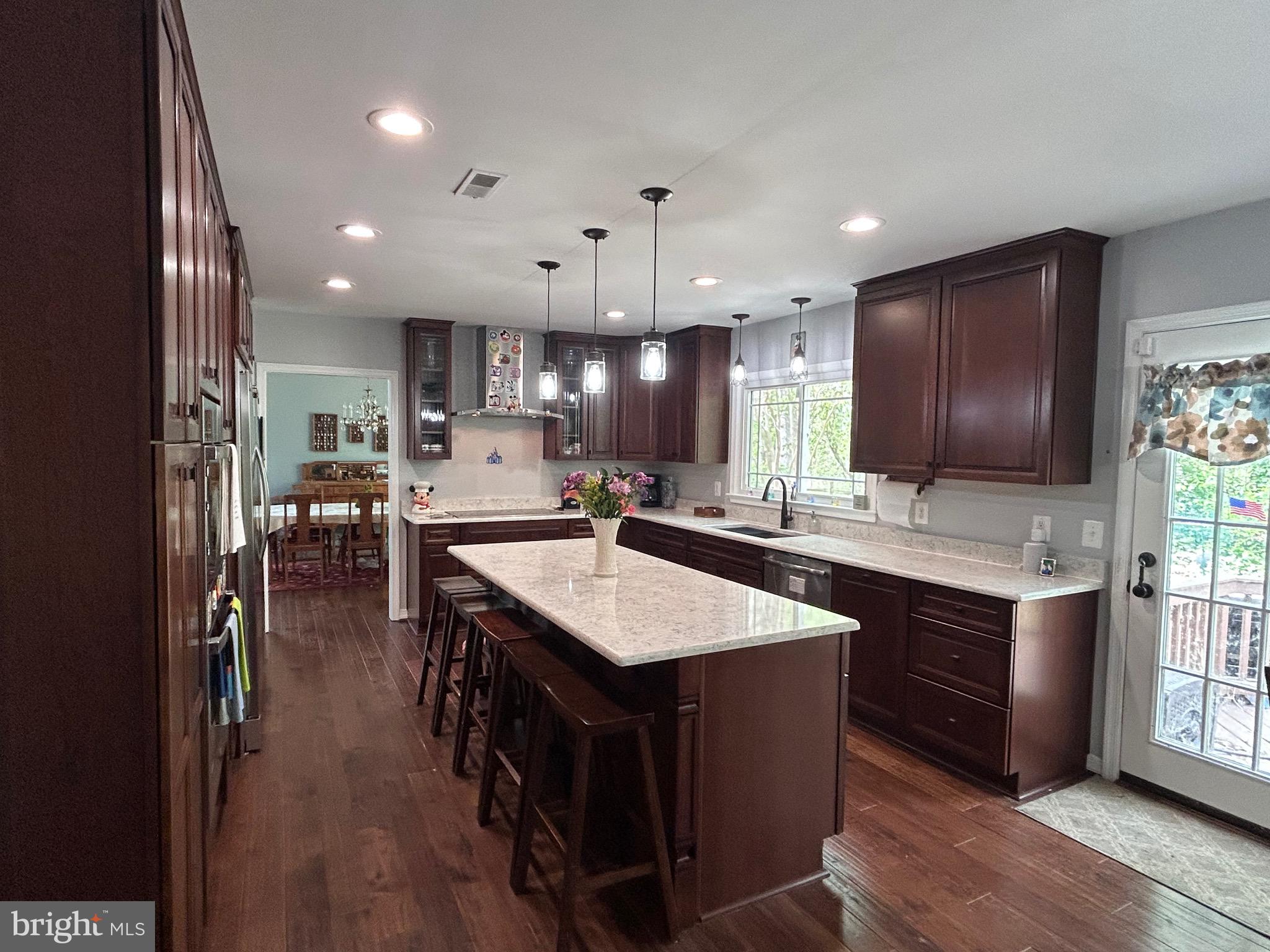 9406 Eagle Trace Fairfax Station, VA 22039 - Photo 13 of 39