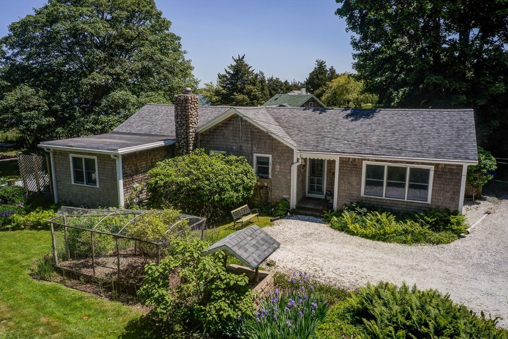 1518 Drift Road Westport, MA 02790 - Photo 8 of 40 Gallery Image 8