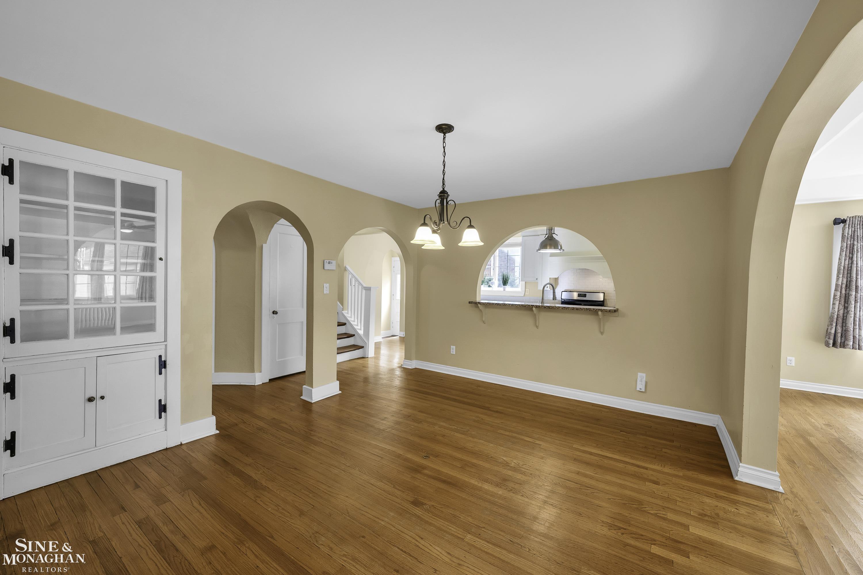 611 Fisher Road Grosse Pointe, MI 48230 - Photo 12 of 49