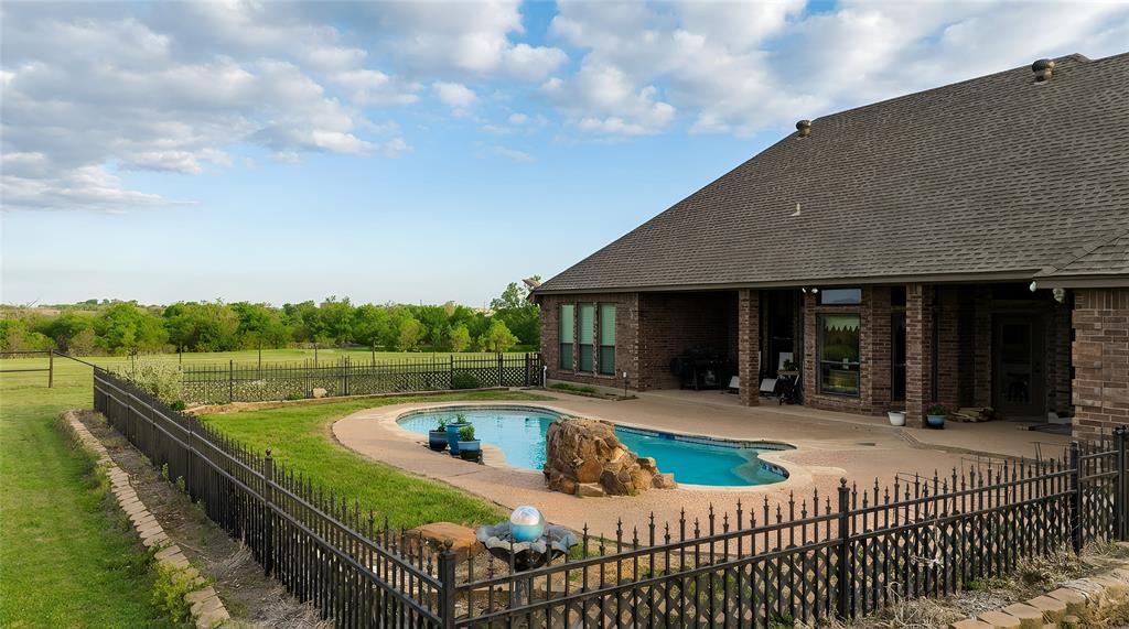 13435 Jackson Road Ponder, TX 76259 - Photo 29 of 40