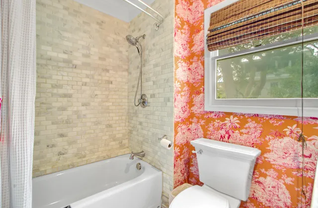 $998,500 | 504 East Cooper Avenue, Folly Beach, SC 29439