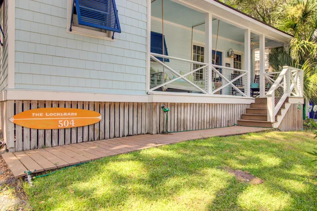 $998,500 | 504 East Cooper Avenue, Folly Beach, SC 29439