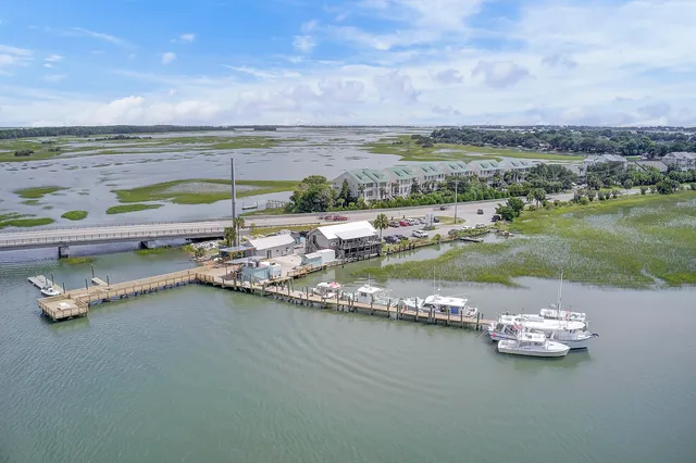 $998,500 | 504 East Cooper Avenue, Folly Beach, SC 29439
