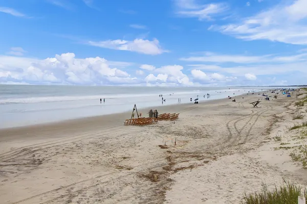 $975,000 | 504 East Cooper Avenue, Folly Beach, SC 29439