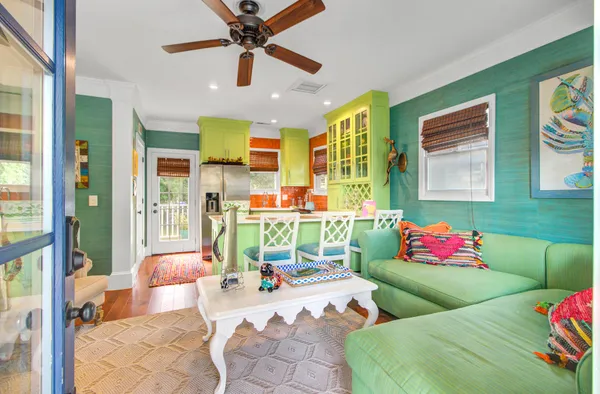 $975,000 | 504 East Cooper Avenue, Folly Beach, SC 29439