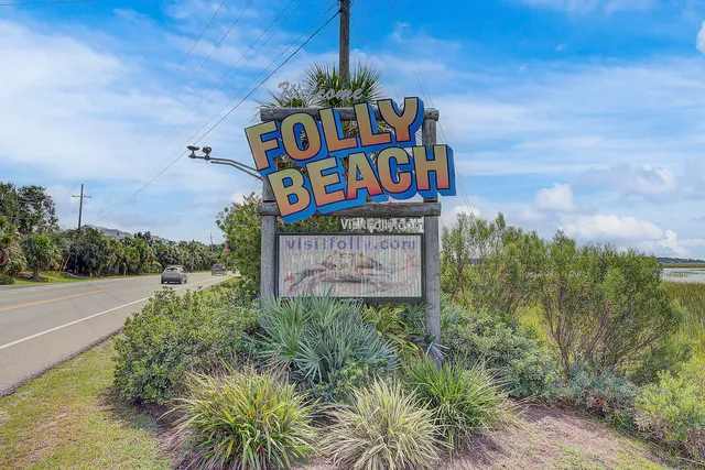 $998,500 | 504 East Cooper Avenue, Folly Beach, SC 29439