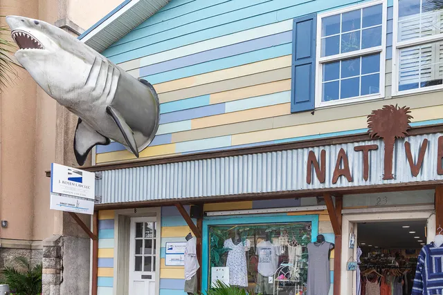 $998,500 | 504 East Cooper Avenue, Folly Beach, SC 29439