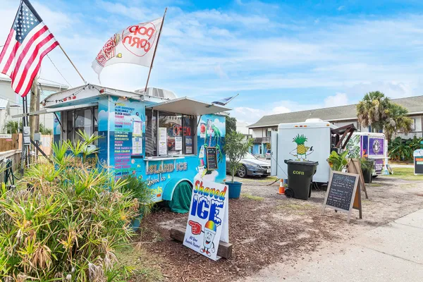 $975,000 | 504 East Cooper Avenue, Folly Beach, SC 29439