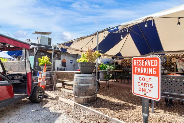 $975,000 | 504 East Cooper Avenue, Folly Beach, SC 29439