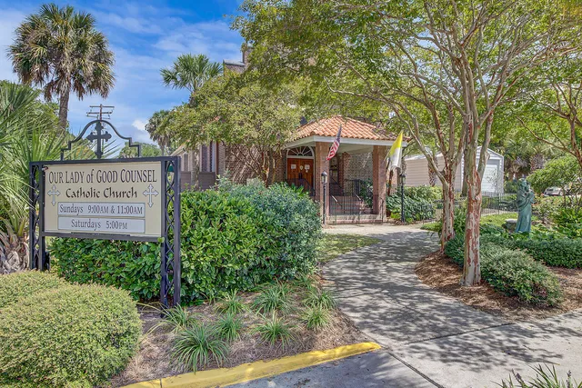 $998,500 | 504 East Cooper Avenue, Folly Beach, SC 29439