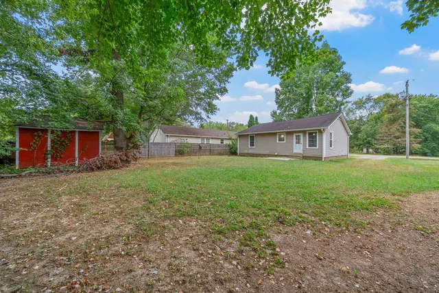 $1,500 | 352 Woodale Drive, Clarksville, TN 37042