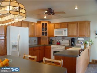 30 South Cedar Avenue Maple Shade, NJ 08052 - Photo 5 of 12 Kitchen