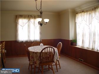 30 South Cedar Avenue Maple Shade, NJ 08052 - Photo 7 of 12 Dining Room