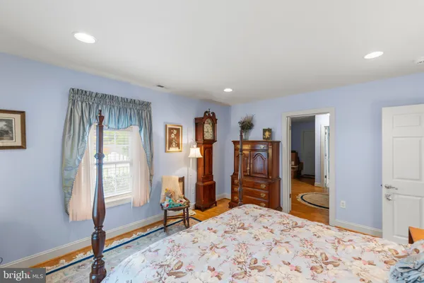 $749,500 | 817 Chelsea Drive, Winchester, VA 22601