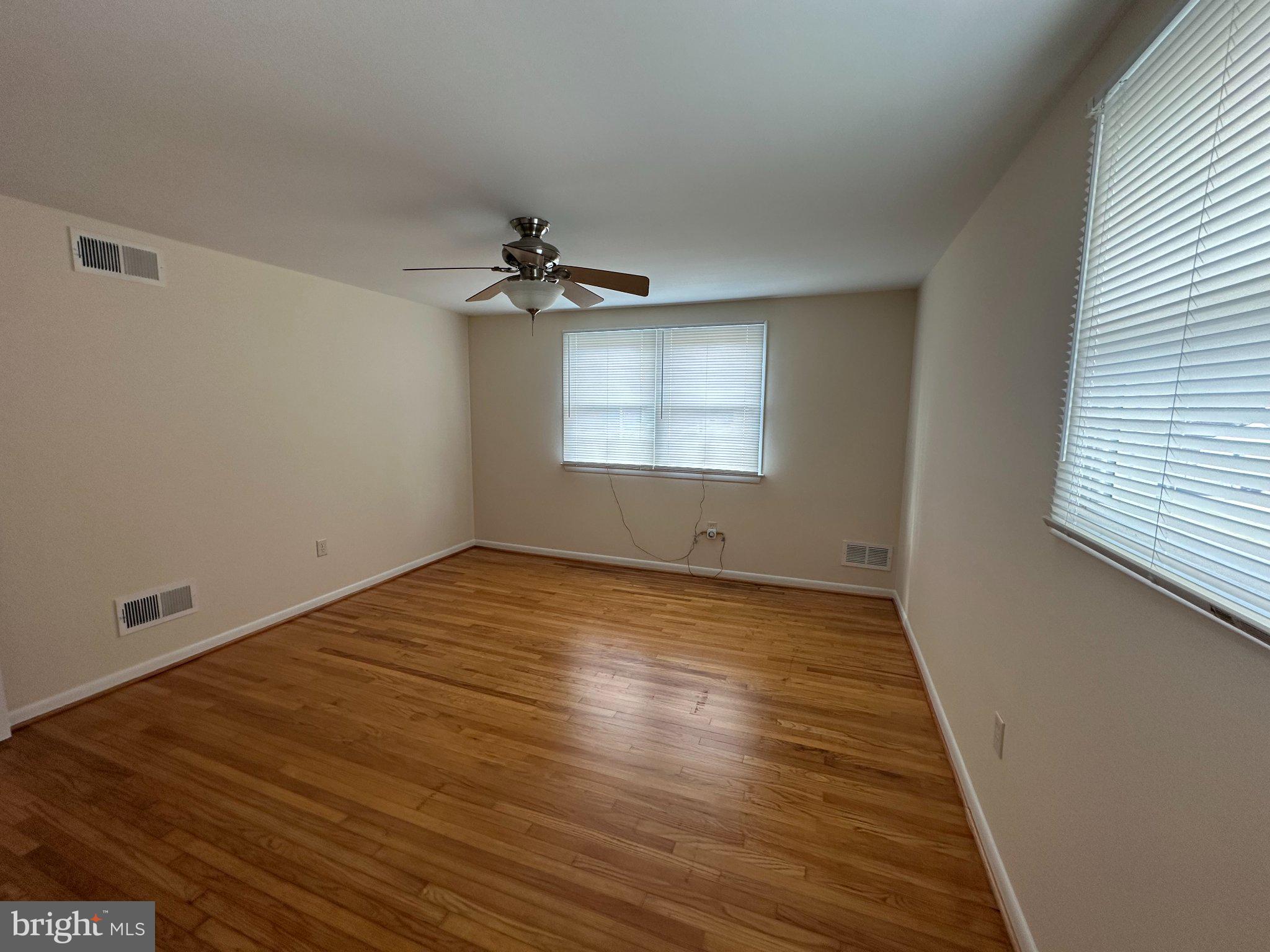 6 Chiming Road New Castle, DE 19720 - Photo 20 of 31 Bright and airy open space awaits.