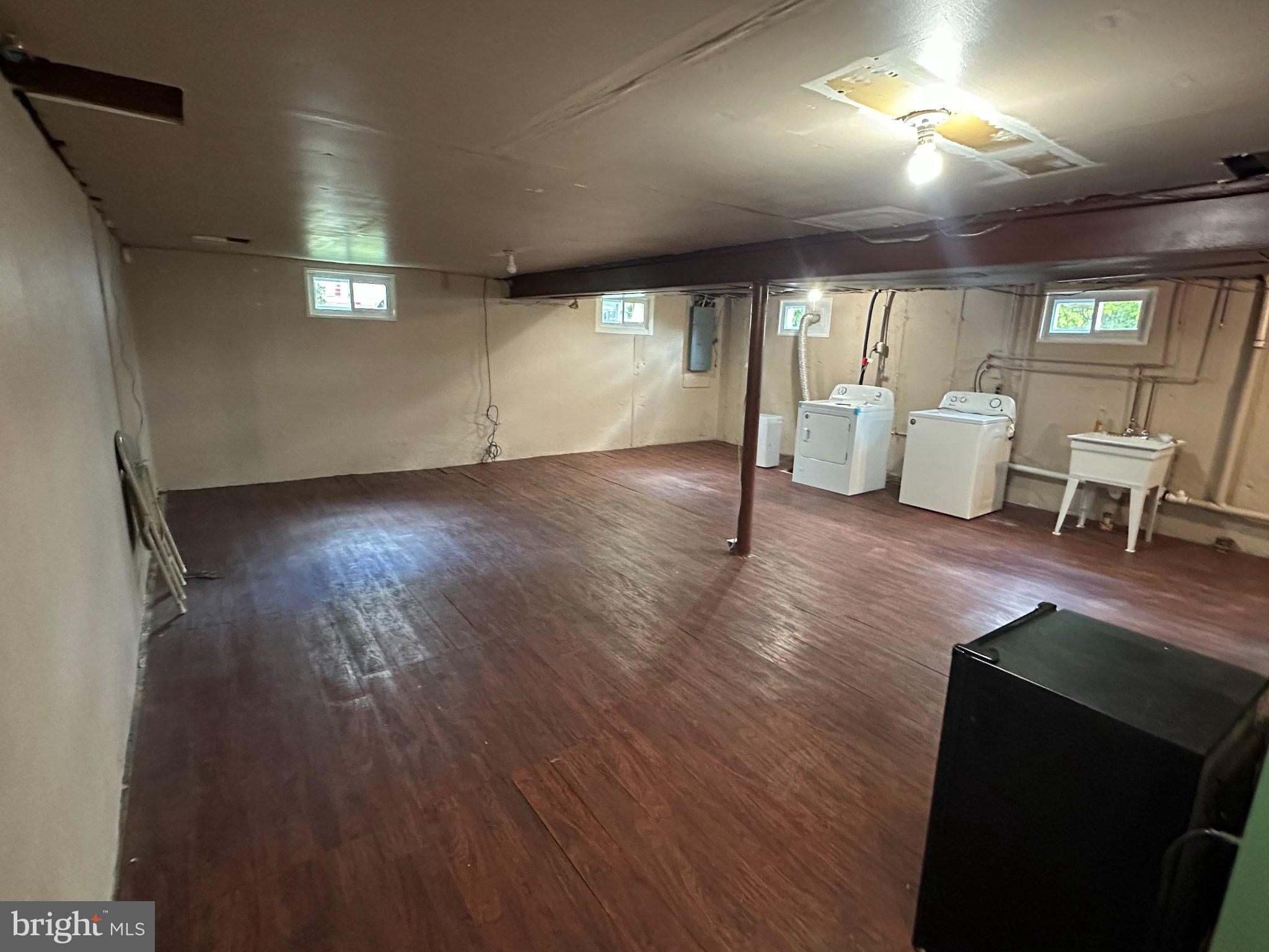 6 Chiming Road New Castle, DE 19720 - Photo 24 of 31 Spacious basement with natural light.