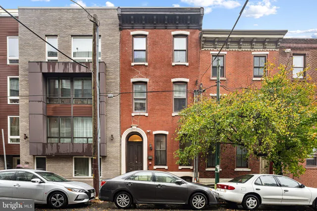 $1,950 | 729 South 12th Street, Unit 101, Philadelphia, PA 19147