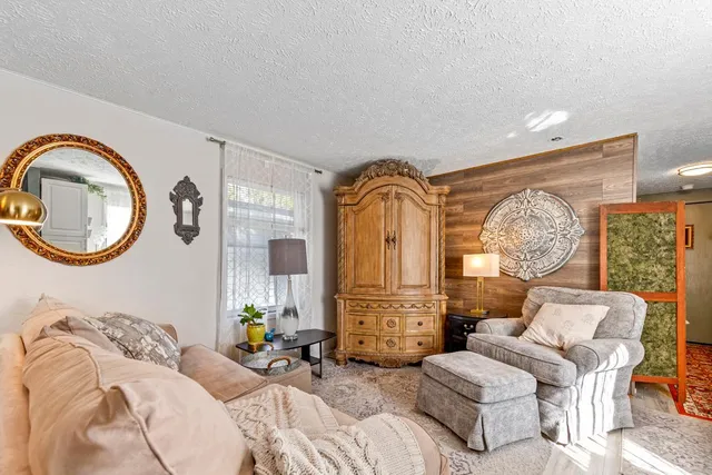 $55,000 | 2126 3rd Avenue Northwest, Unit 62, Owatonna, MN 55060