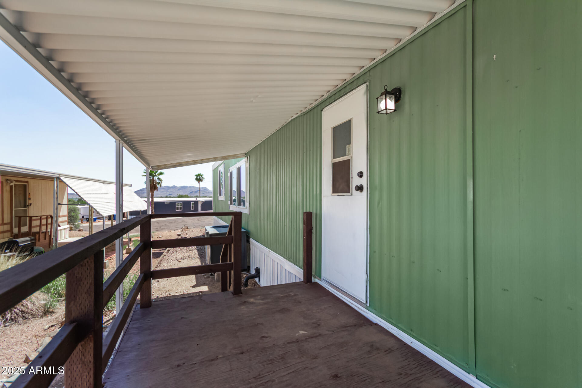 12814 North 19th Place, Unit 19 Phoenix, AZ 85022 - Photo 26 of 29 a view of a porch