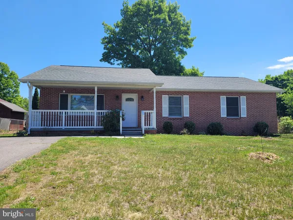$2,000 | 111 Windcrest Circle, Winchester, VA 22602