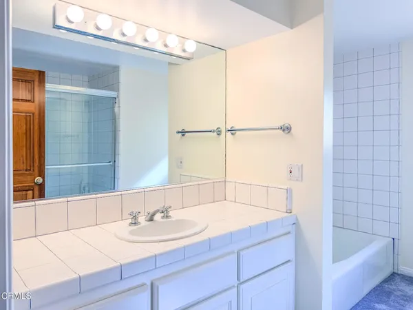 $6,995 | 3637 Ocean Drive, Oxnard, CA 93035